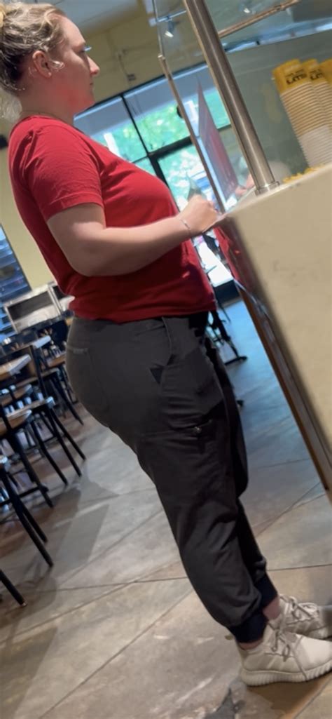 BIG JUICY JELLO MINI SHELF ASS PAWG Spandex Leggings Yoga Pants Forum