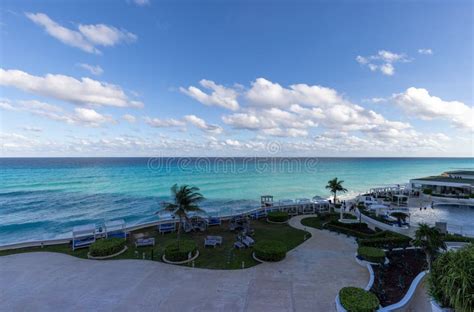 Luxury Hotels Along Cancun Zona Hotelera and Riviera Maya Hotel Zone ...