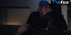 Jessica Mcleod Lesbian Scene In One Of Us Is Lying Tnaflix