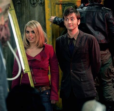The Tenth Doctor And Rose Tyler Doctor Who Episode The Impossible
