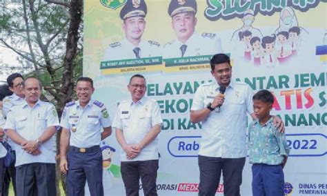 Hadirkan Bus Sekolah Gratis Wali Kota Medan Berharap Kualitas