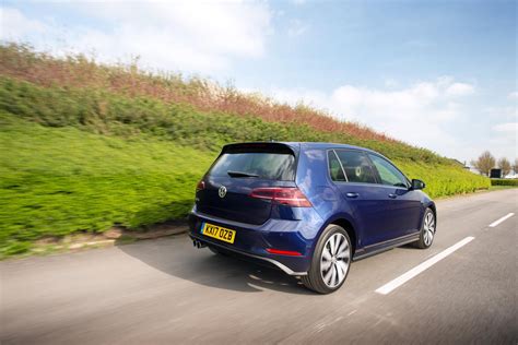 Volkswagen Golf GTE Advance 1.4 TSI review – plug-in hybrid