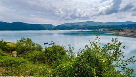 Zlatarsko Jezero Odmorite Se Na Najve Em Jezeru Uvca