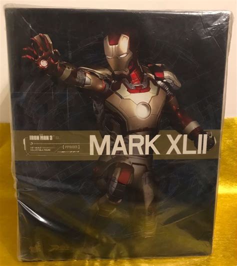 HOT TOYS IRON MAN Power Pose Mark XLII th Scale Collectible Figure PPS 興趣及遊戲 玩具 遊戲