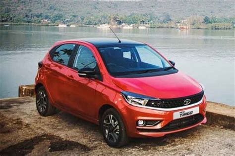 Tata Tiago XT Rhythm Specs On Road Price Images Review More Gaadihub