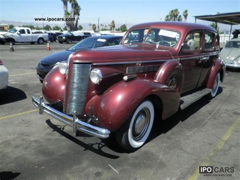 1937 Buick CENTURY - Car Photo and Specs