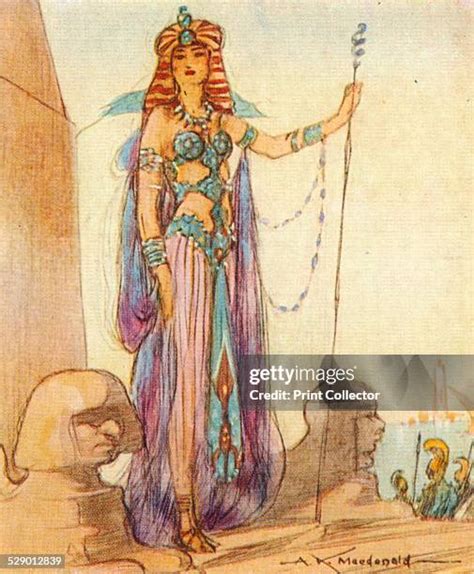 Female Pharaohs Of Egypt Photos and Premium High Res Pictures - Getty ...