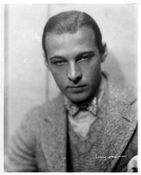 The Sex Symbol Of The S Portrait Photos Of Rudolph Valentino