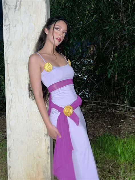 35 Hot Disney Halloween Costume Ideas For Women Artist Hue Classy
