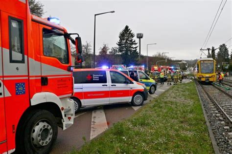 Schwerer Unfall Mit Stadtbahn Im Wolfbusch Weilimdorf De