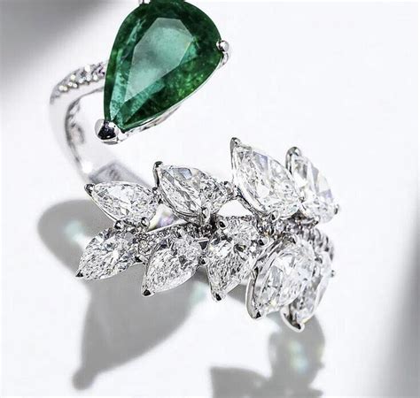 Syn Emerald Cocktail Ring 925 Sterling Silver Evening Party Designer