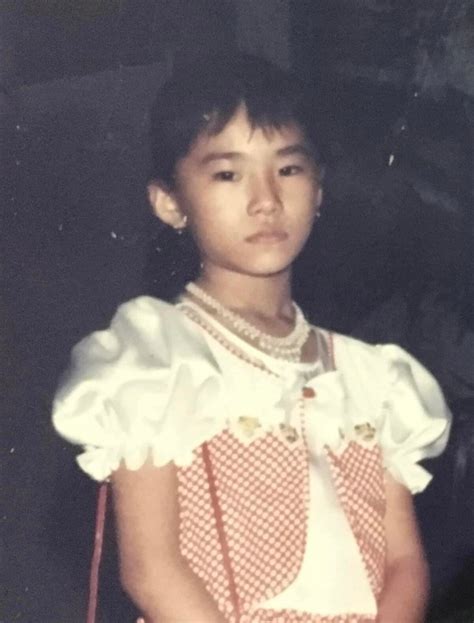 Sao Việt Sam khoe ảnh cặp song sinh Quỳnh Nga nóng bỏng với bikini