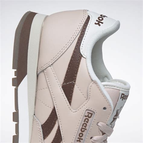 Classic Leather Shoes in Soft Ecru / Brush Brown / Chalk | Reebok ...