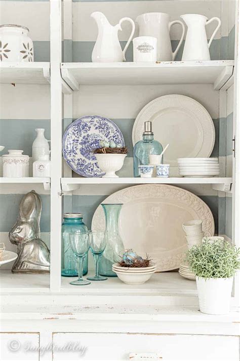 How To Decorate A Hutch For Spring With Photos And Tips Bird