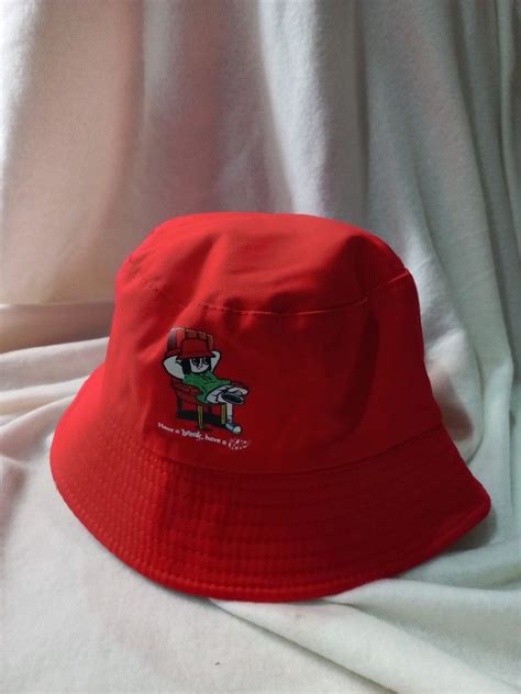 KITKAT LIMITED EDITION BUCKET HAT 2 IN 1 RED NUDE Women S Fashion Watches Accessories