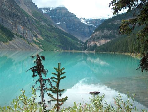 File:Lake Louise Canada Banff.JPG - Wikimedia Commons