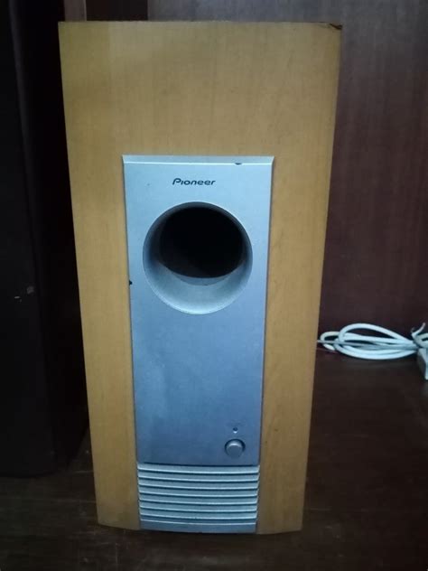 Active Subwoofer, Audio, Soundbars, Speakers & Amplifiers on Carousell