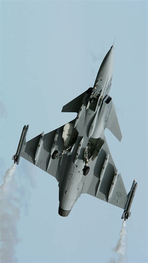 Saab Gripen - Elton Samson