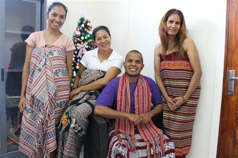 Hodi komemora Loron Nasional Tais, 14... - TOMAK Timor-Leste