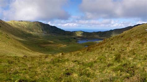 Hiking in the Azores: the 10 Best Hiking Trails You Must Do - Ecobnb