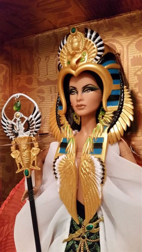 2010 CLEOPATRA Barbie doll Gold Label NRFB | Cleopatra, Barbie ...