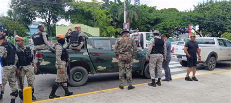 Primarias PRM Militares Impiden Entrada De La Prensa En Escuela