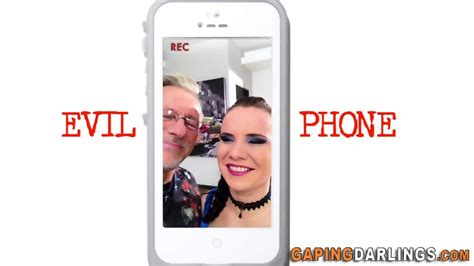 Lesbian Babe Rims And Fingers Ass