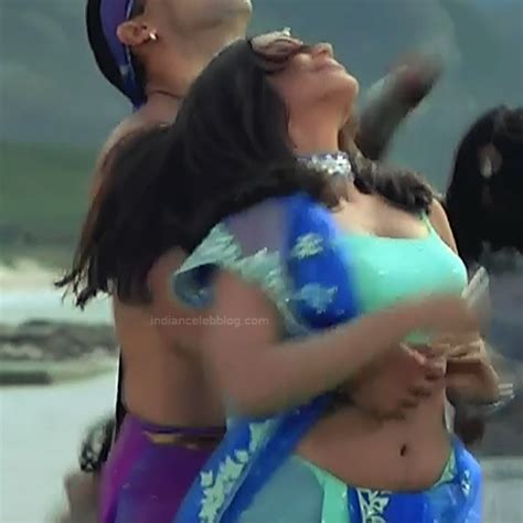 Rani Mukherji Hot Movie Stills S2 2 11 Har Dil Jo Starcelebblog