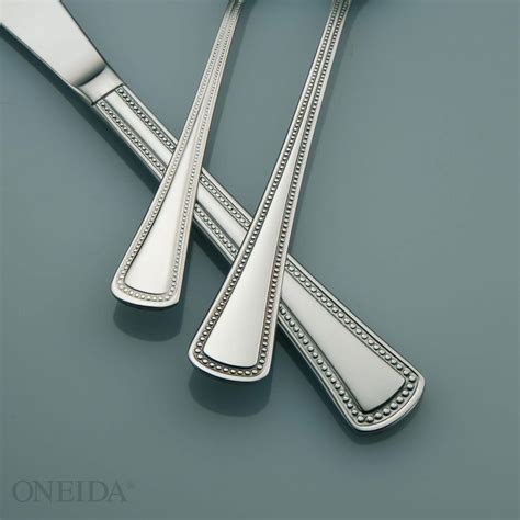 Oneida 188 Stainless Steel Needlepoint Butter Knives Set Of 12 On