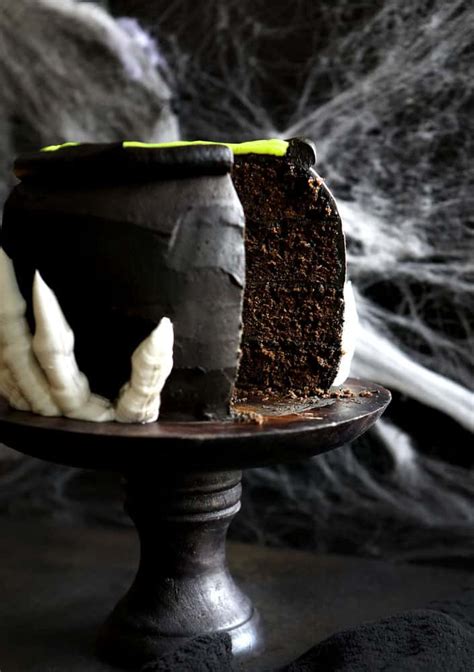 Cauldron Cake {VIDEO} | i am baker