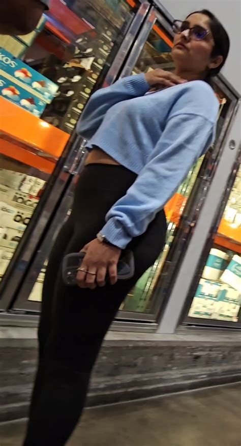 Desi Babe Shopping With Hubby User Request Spandex Leggings Yoga Pants Forum