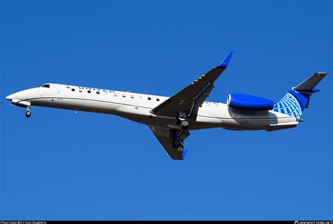 N United Express Embraer Erj Xr Photo By Evan Dougherty Id