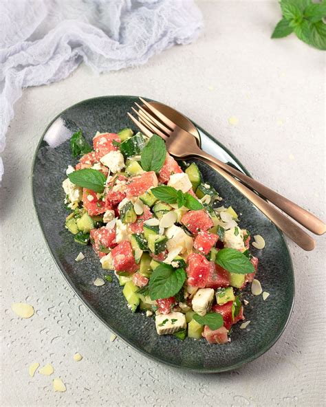 Low Carb Gurken Melonen Salat Erfrischend Im Sommer Erfrischend