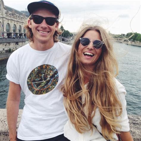 Hot Sexy Siri Barje Bikini Pics