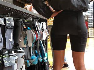 Squishy Ass And Amazing Gap Between Thighs Voyeurs HD