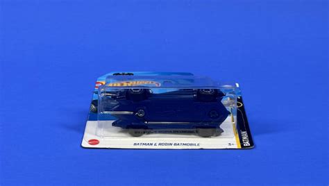 Машинка Базова Hot Wheels Batman Robin Batmobile Batman 1 64 HRY54 Black купити в інтернет
