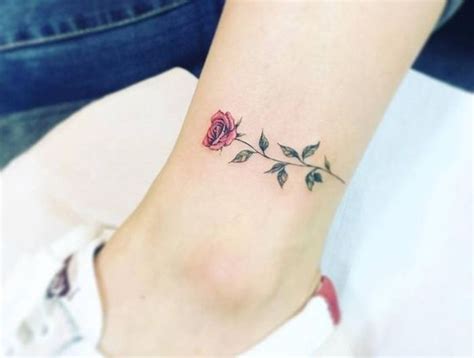 47 Tolle Rosen Tattoo Ideen Tiny Rose Tattoos Ankle Tattoos For