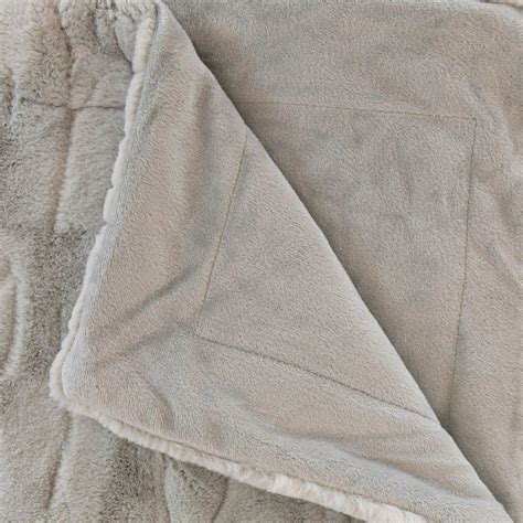 Madison Nude Blanket Volpes
