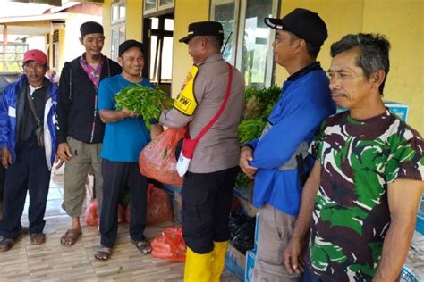 Polres Merauke Komunitas Becak Sayur Bantu Korban Banjir Salor Antara