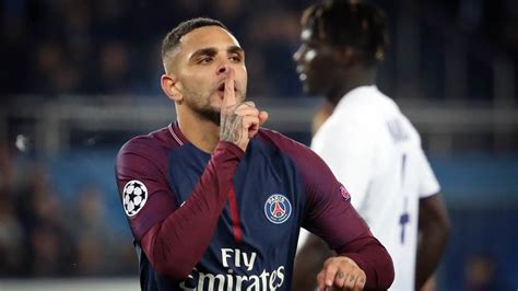 Mercato PSG Layvin Kurzawa aurait pris une décision radicale pour