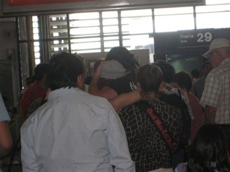 Rbd Desembarcando No Aeroporto De Los Angeles Eua