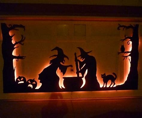 Halloween window silhouettes – DIY ideas and useful decor tips