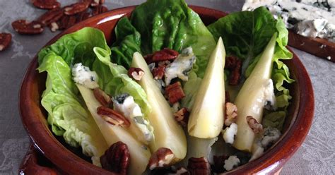 Pear & Roquefort Salad | Maison Jen