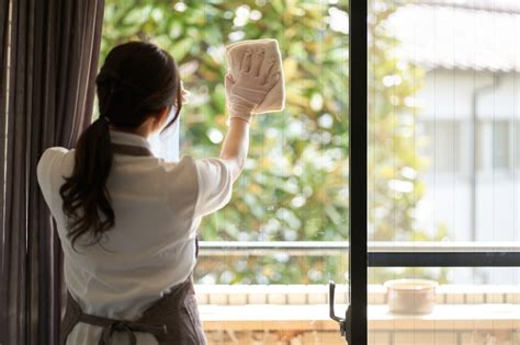 家事代行と家政婦の違いって何？料金相場やサービスの違いをご紹介 家事代行サービス・家政婦ならアメイド株式会社