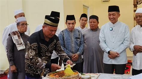 Pj Walikota Palembang Ratu Dewa Resmikan Masjid Al Istiqomah Kecamatan