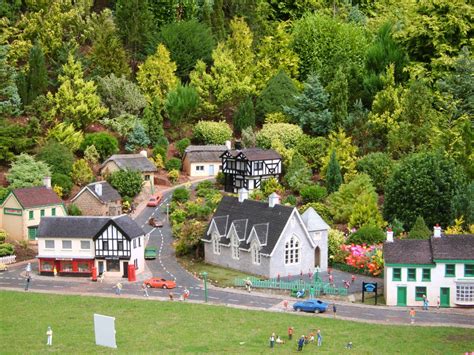 "Babbacombe Model Village, Devon" by Paul Clayton at PicturesofEngland.com