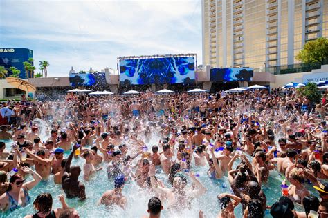 Plan the Ultimate Las Vegas Party or Event Like a Pro: Vegas Party People