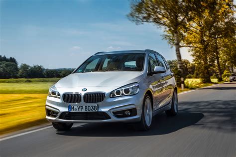 F45 BMW 225xe Active Tourer Plug-in Hybrid debuts BMW 225xe Active ...