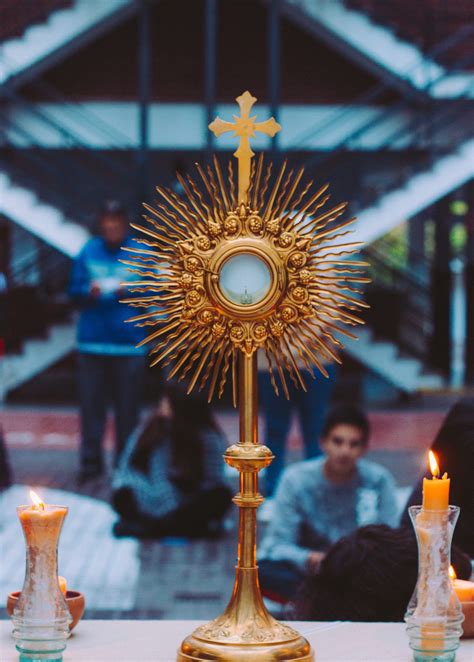 O Que É Adoração Ao Santissimo - Adoração ao Santíssimo | Santisimo sacramento del altar, Imagenes del ...
