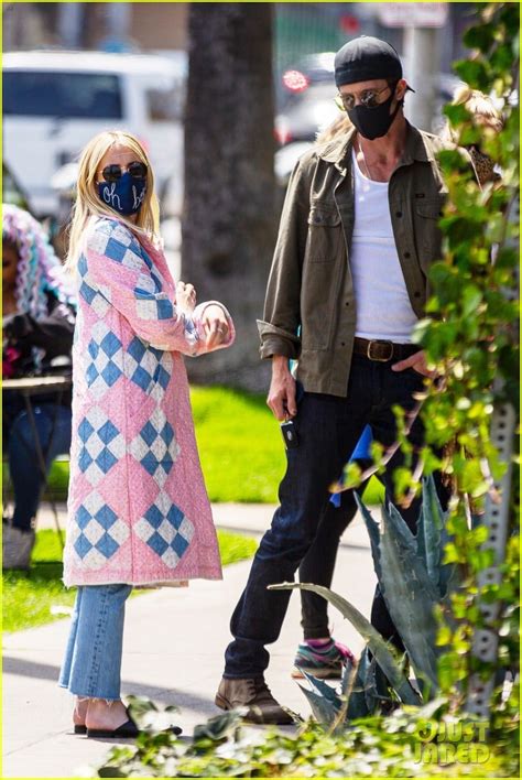 Photo Emma Roberts Rare Photo Son Rhodes Garrett Hedlund Mothers Day